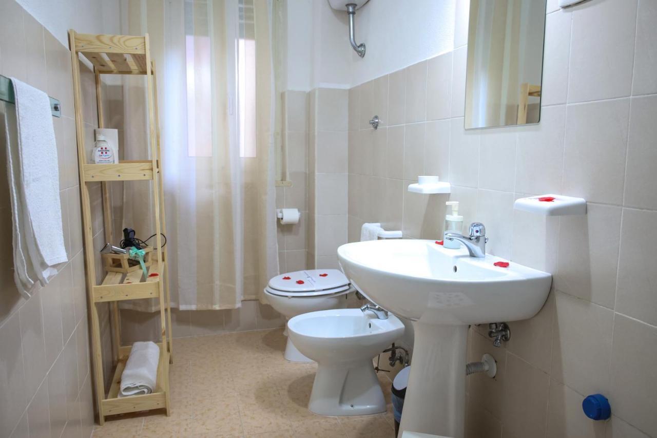 Casa Maria Apartment เนเปิลส์ ภายนอก รูปภาพ