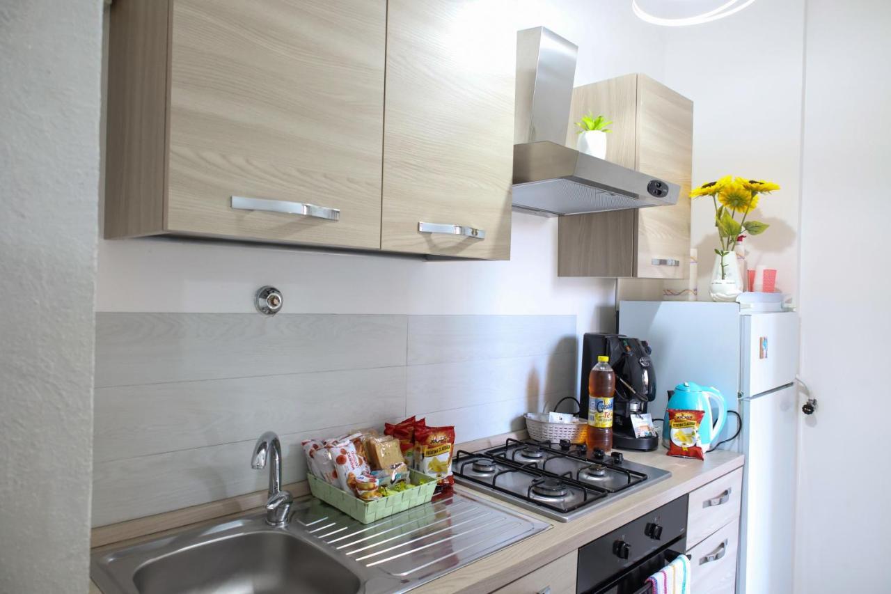 Casa Maria Apartment เนเปิลส์ ภายนอก รูปภาพ